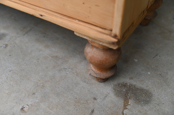 Antique English Pine Chest of Drawers