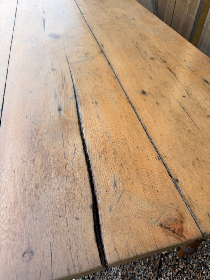 Antique King Billy Pine Table