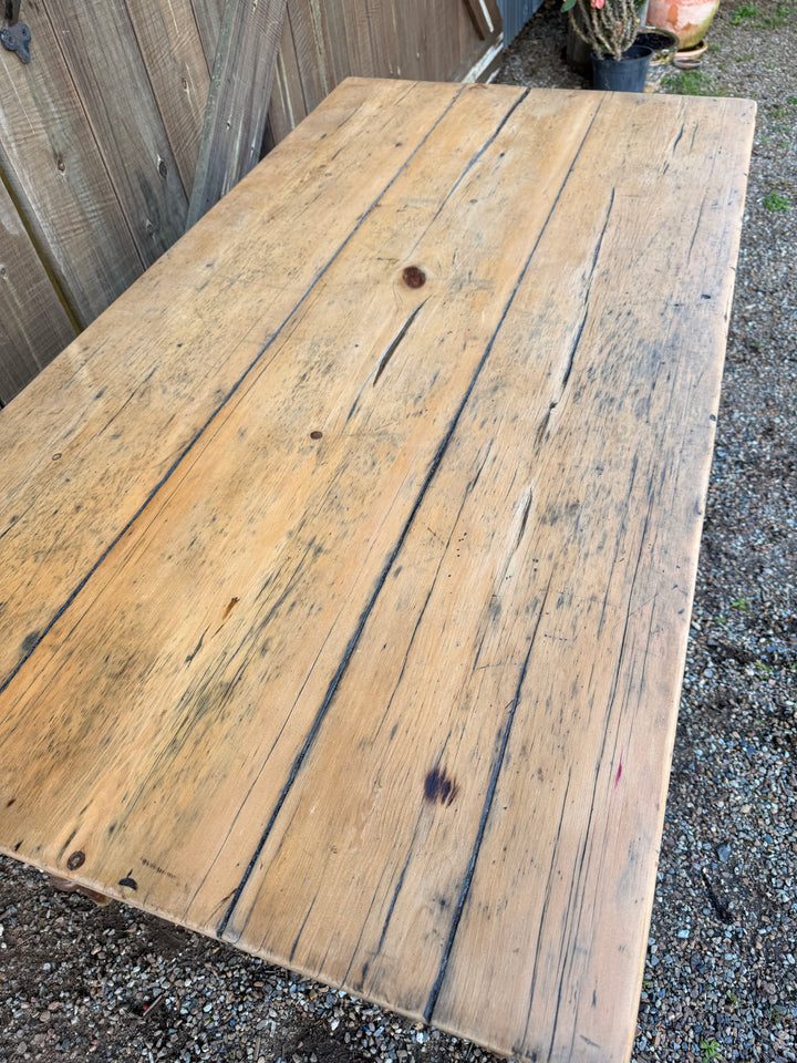 Antique King Billy Pine Table