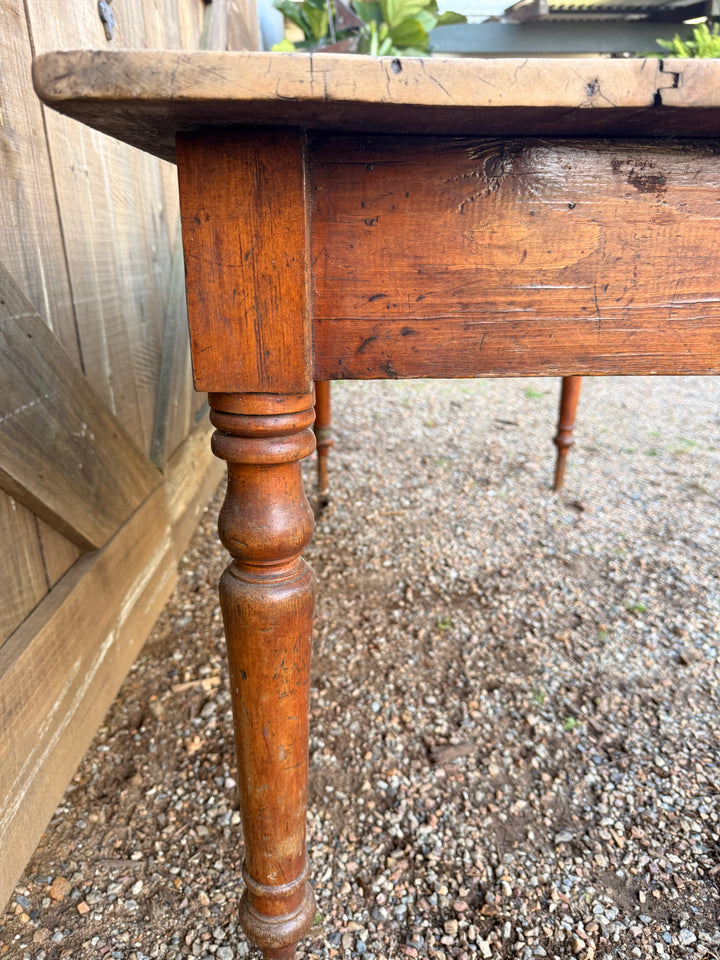 Antique King Billy Pine Table