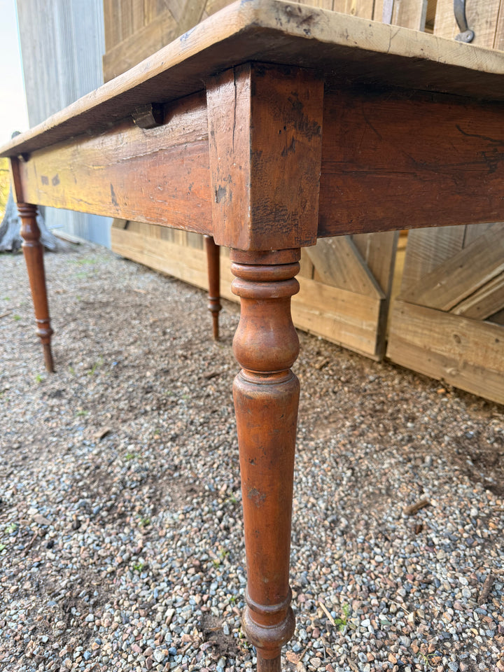 Antique King Billy Pine Table